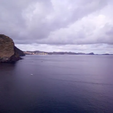 Costa Funchal, Santa Cruz, Madeira, Shared Two Bed בית אירוח *